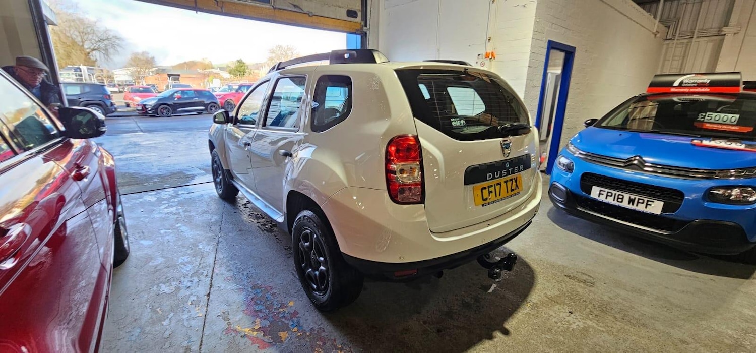 Used Dacia Duster 2017 for sale - 76936519: Photo 4
