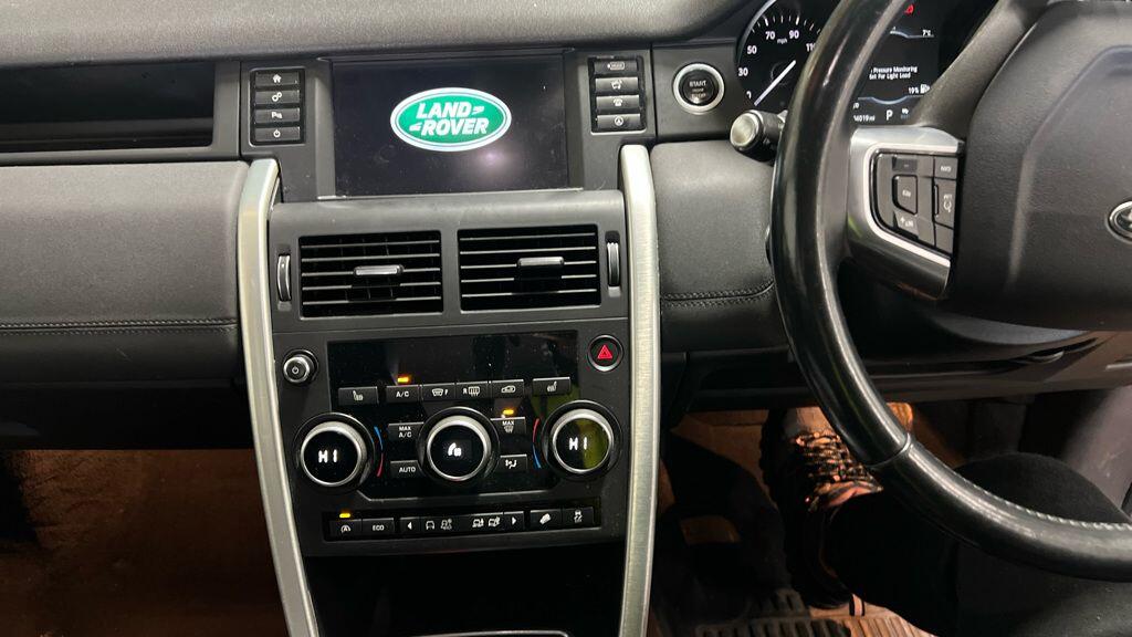 Used Land Rover Discovery Sport 2016 for sale - 77238306: Photo 17