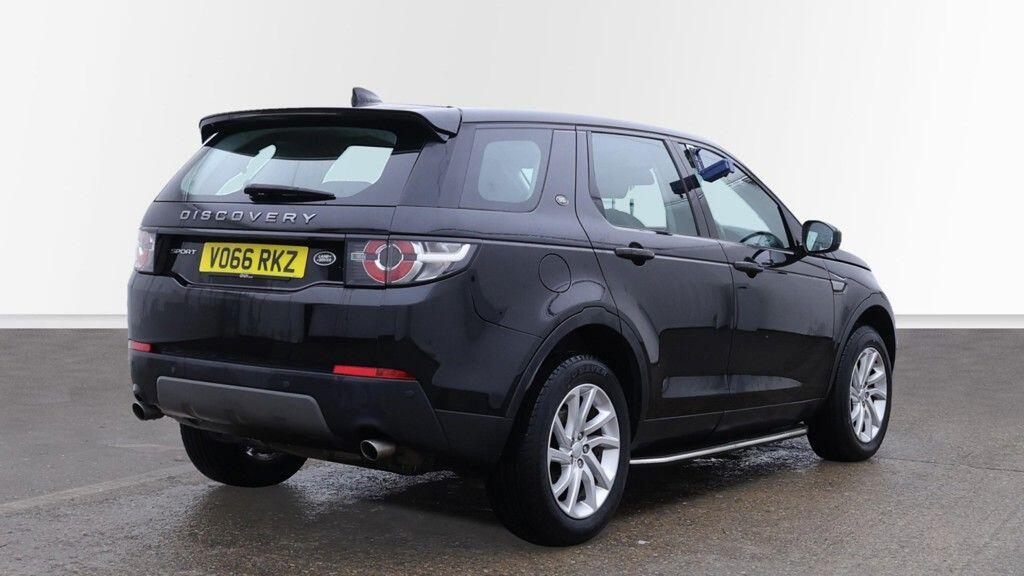Used Land Rover Discovery Sport 2016 for sale - 77238306: Photo 4