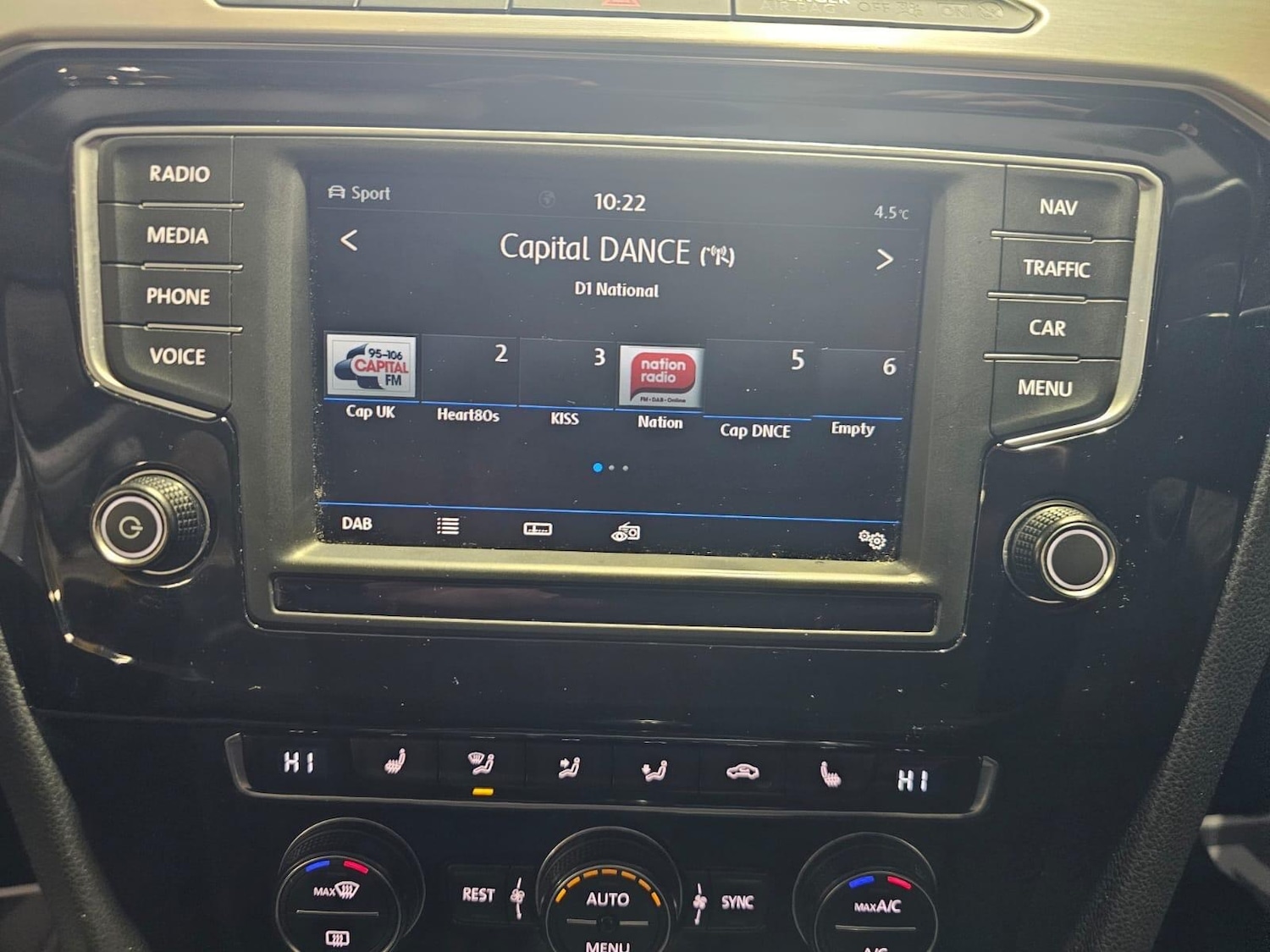 Used Volkswagen Passat for sale - 77191336: Photo 25