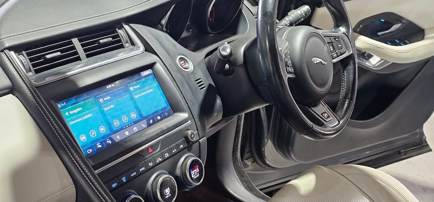 Used Jaguar E-Pace 2018 for sale - 76377276: Photo 15