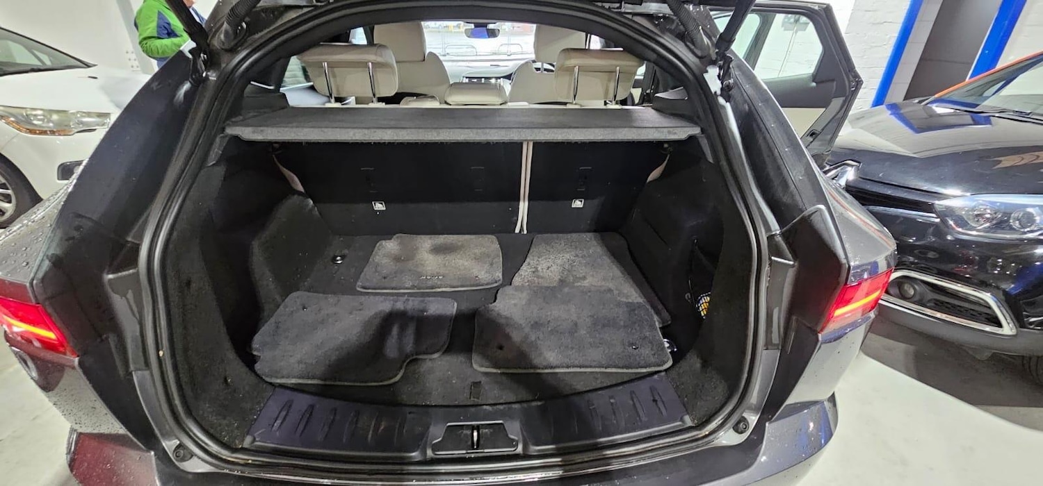 Used Jaguar E-Pace 2018 for sale - 76377276: Photo 16