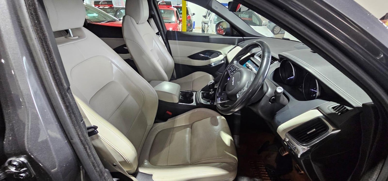 Used Jaguar E-Pace 2018 for sale - 76377276: Photo 21