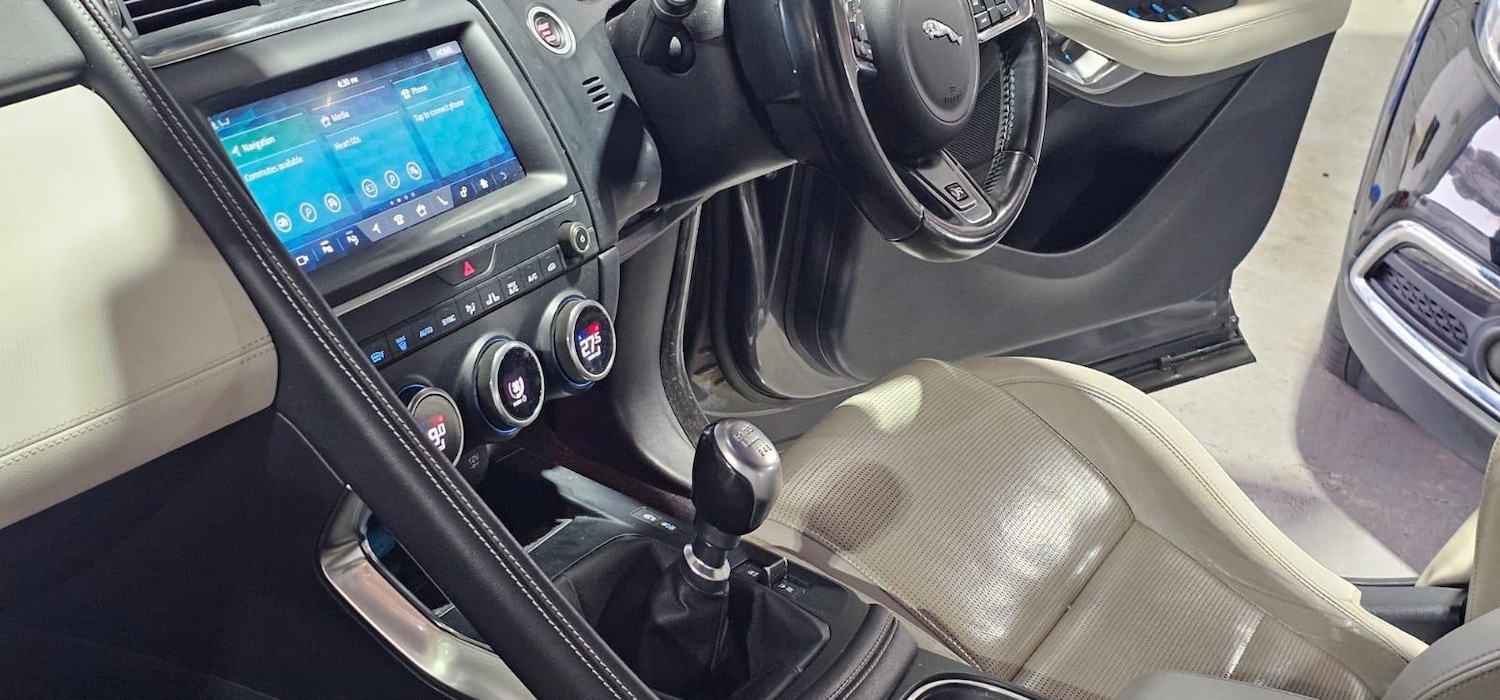 Used Jaguar E-Pace 2018 for sale - 76377276: Photo 24