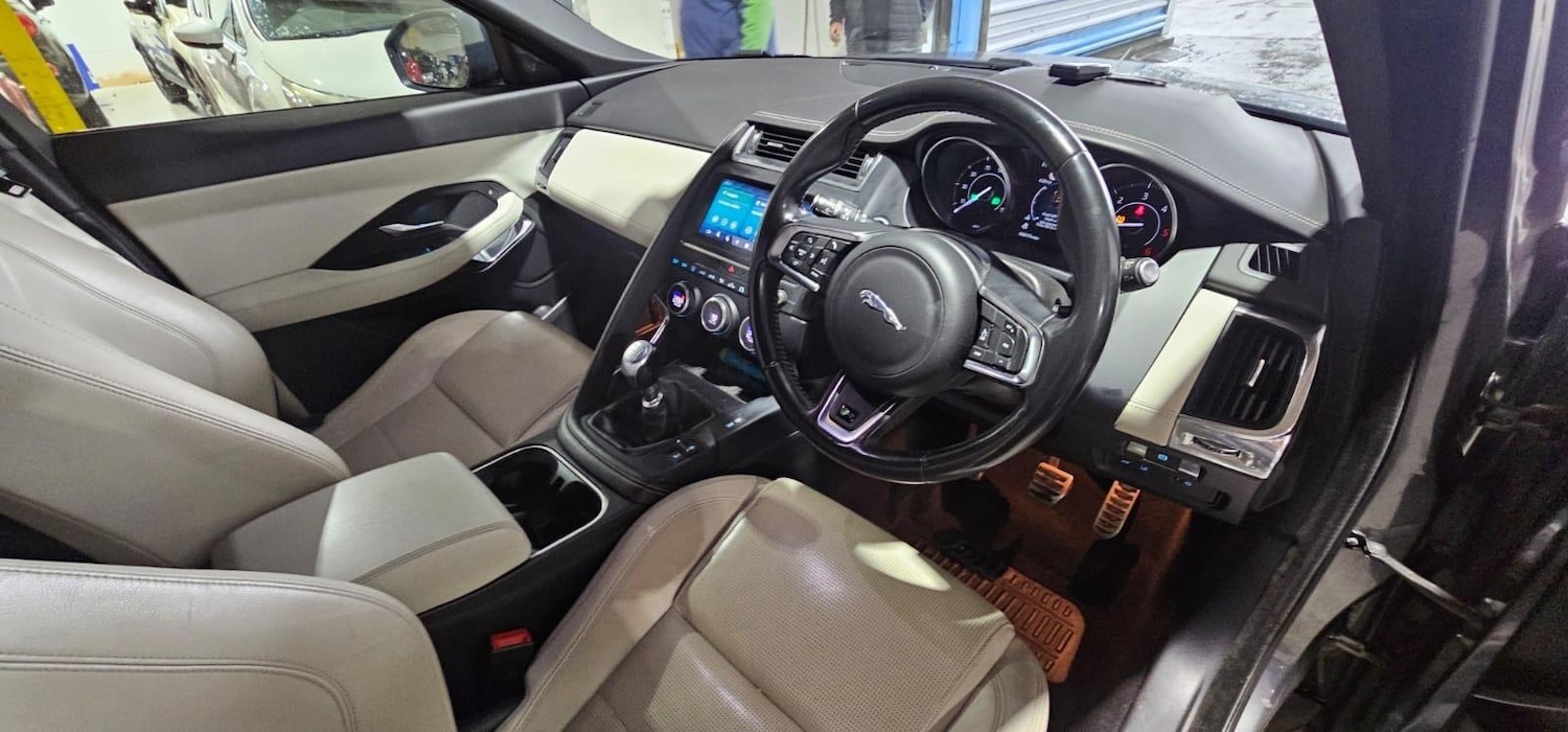 Used Jaguar E-Pace 2018 for sale - 76377276: Photo 26