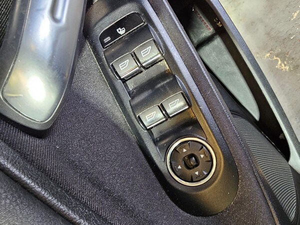 Used Ford S-Max 2013 for sale - 76013351: Photo 16