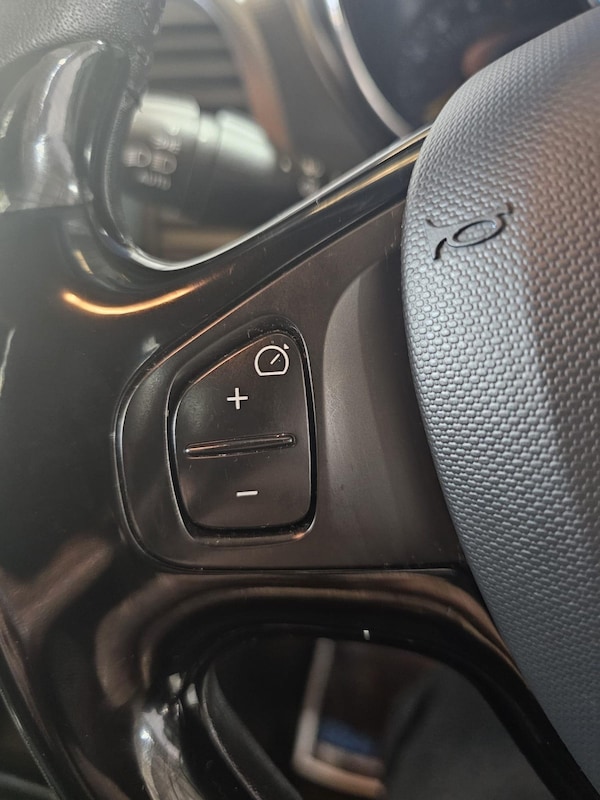 Used Renault Captur 2014 for sale - 76306247: Photo 13