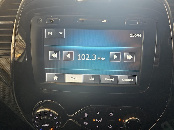 Used Renault Captur 2014 for sale - 76306247: Photo 15