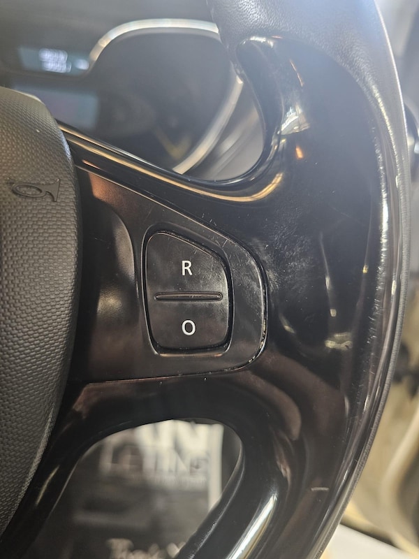 Used Renault Captur 2014 for sale - 76306247: Photo 18