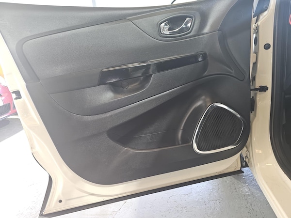 Used Renault Captur 2014 for sale - 76306247: Photo 19