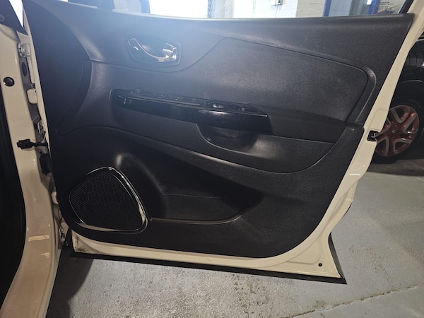 Used Renault Captur 2014 for sale - 76306247: Photo 26
