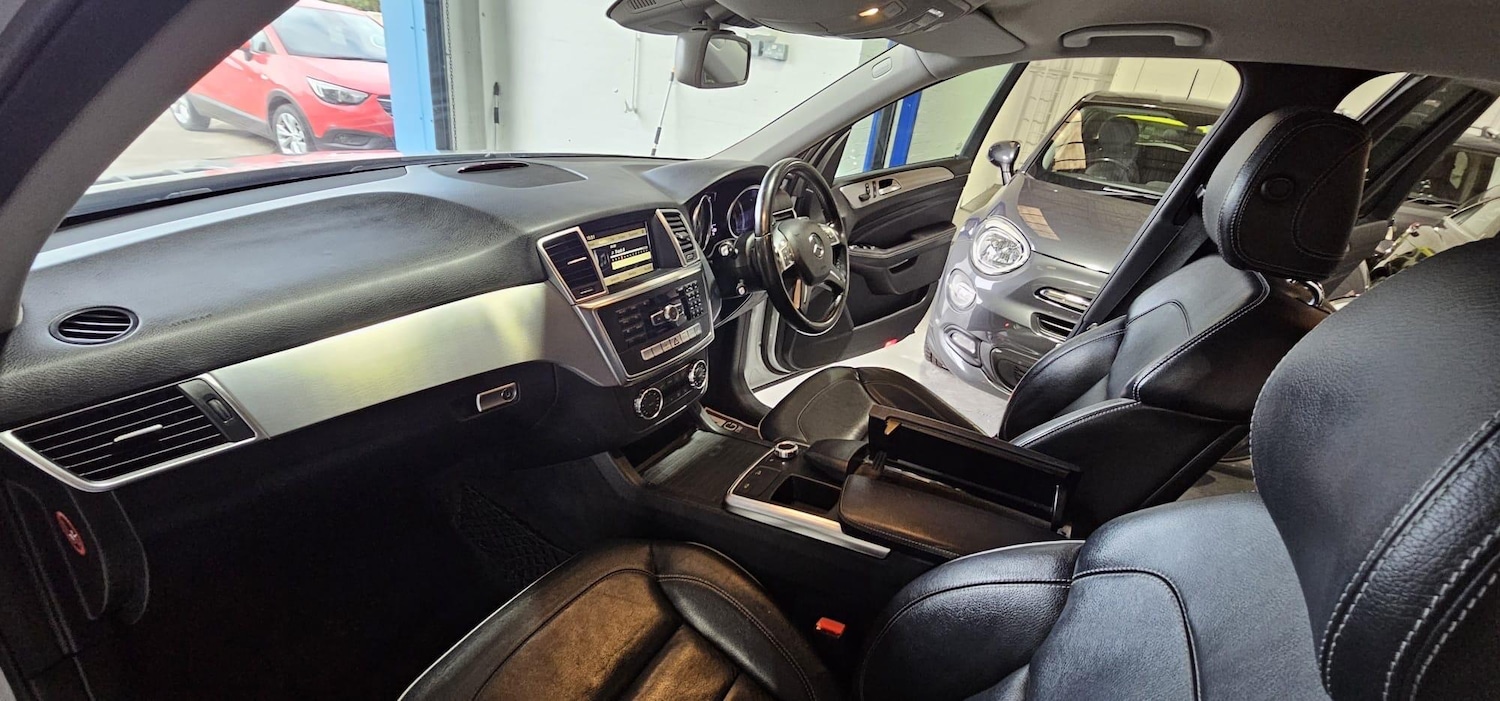 Used Mercedes-Benz M Class 2012 for sale - 76349231: Photo 16