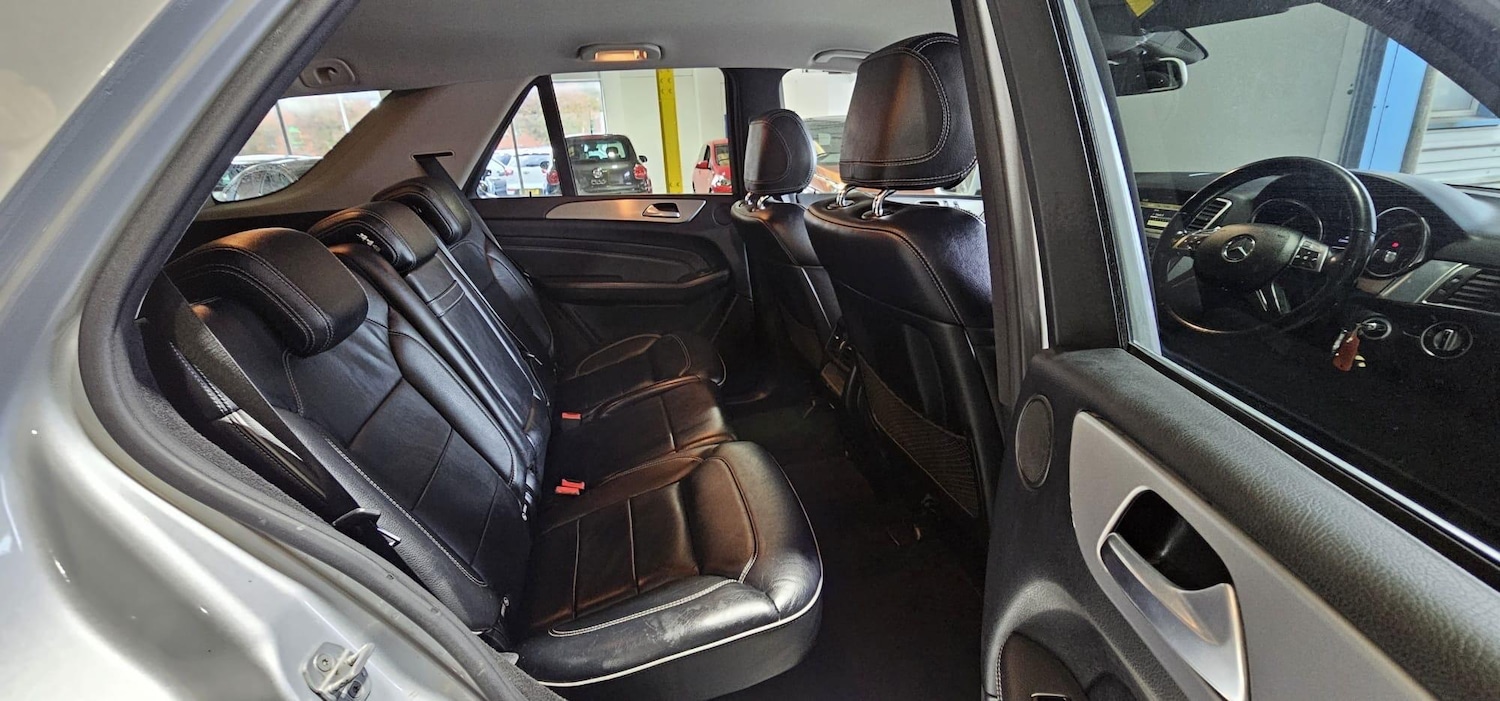 Used Mercedes-Benz M Class 2012 for sale - 76349231: Photo 25