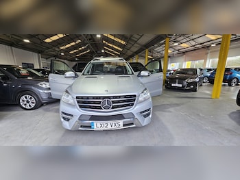 Used Mercedes-Benz M Class 2012 for sale - 76349231: Photo 4