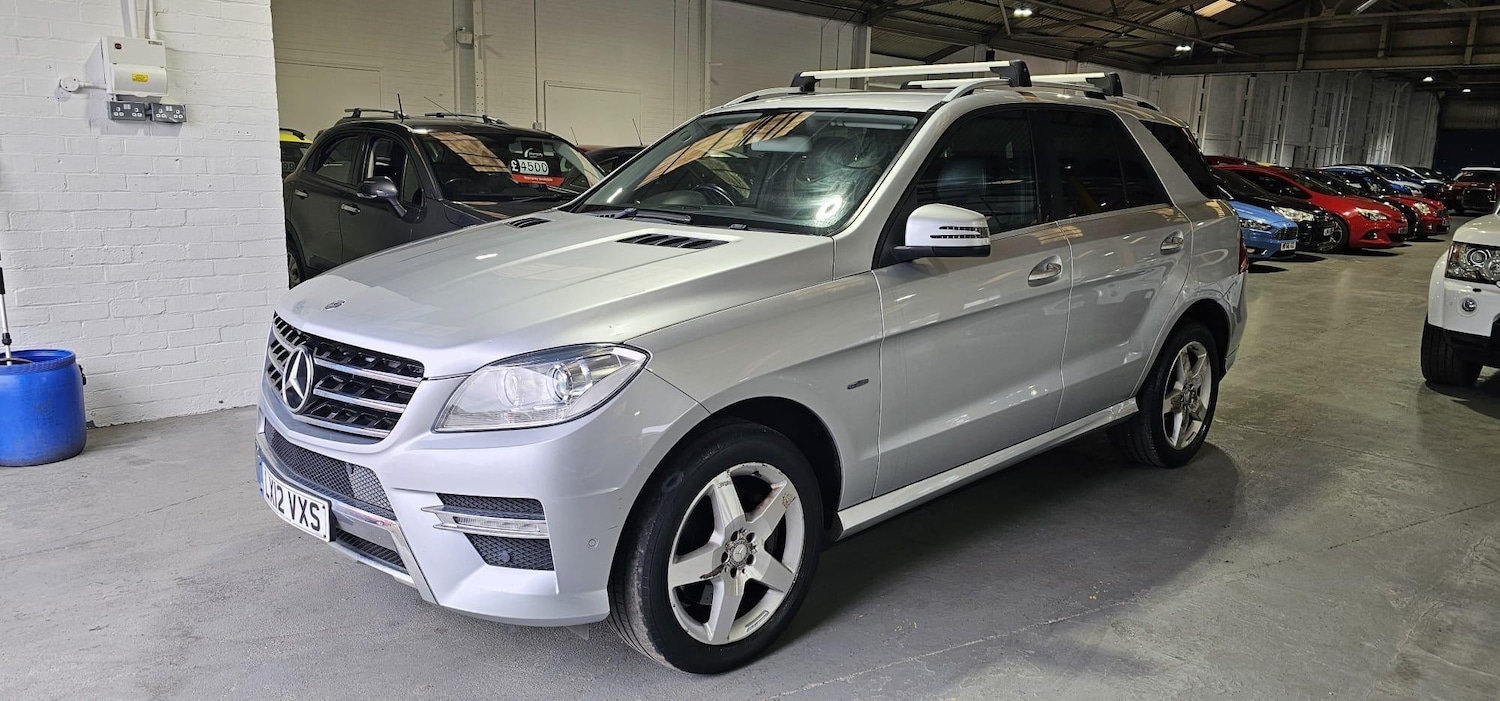 Used Mercedes-Benz M Class 2012 for sale - 76349231: Photo 5