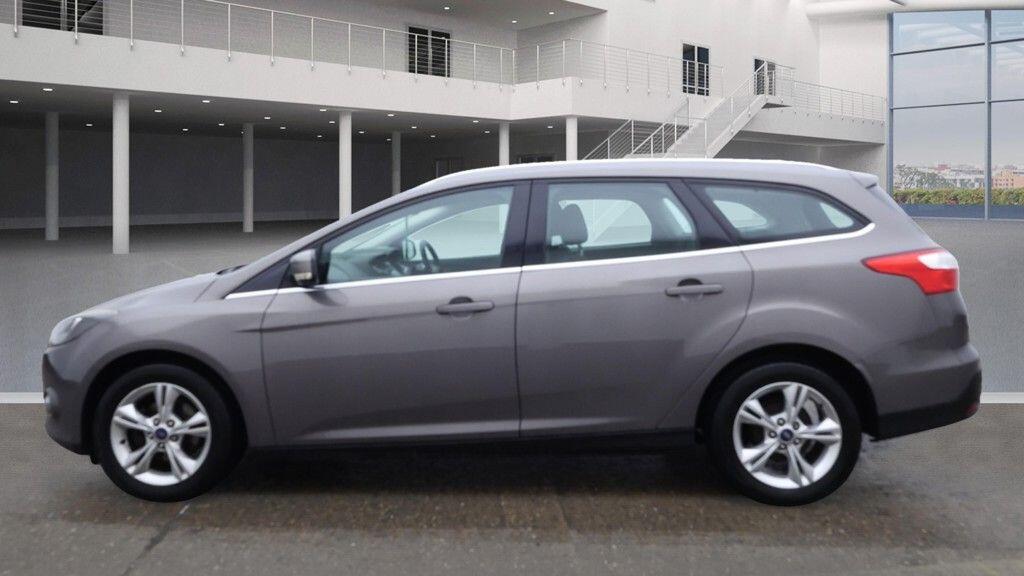 Used Ford Focus 2013 for sale - 76886973: Photo 12