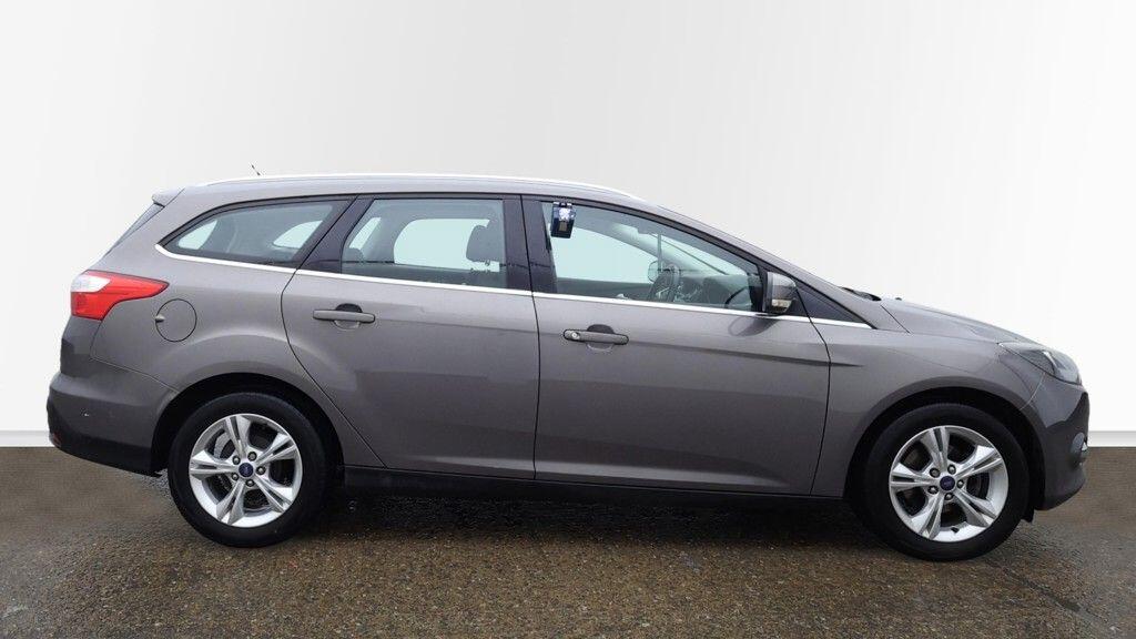 Used Ford Focus 2013 for sale - 76886973: Photo 5