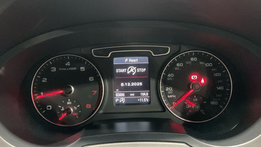 Used Audi Q3 2012 for sale - 76952904: Photo 10