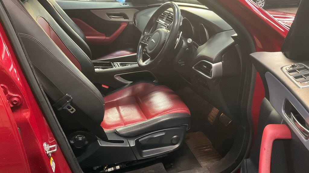 Used Jaguar F-Pace for sale - 76727398: Photo 9