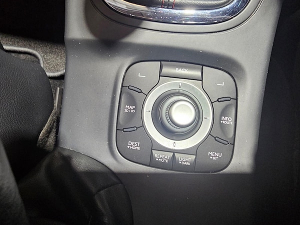 Used Renault Megane 2014 for sale - 76259028: Photo 12