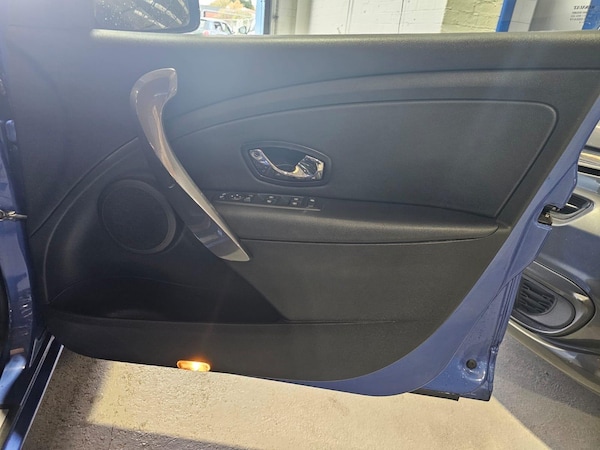 Used Renault Megane 2014 for sale - 76259028: Photo 8