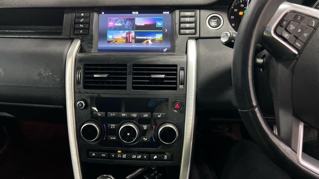 Used Land Rover Discovery Sport 2017 for sale - 77131661: Photo 11