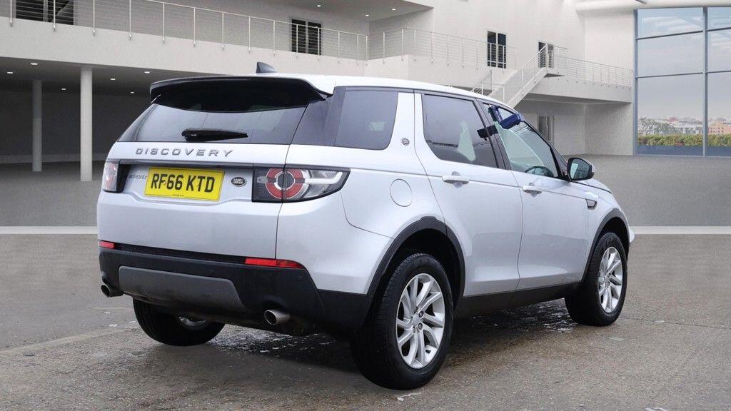 Used Land Rover Discovery Sport 2017 for sale - 77131661: Photo 4