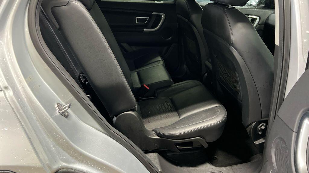 Used Land Rover Discovery Sport 2017 for sale - 77131661: Photo 8