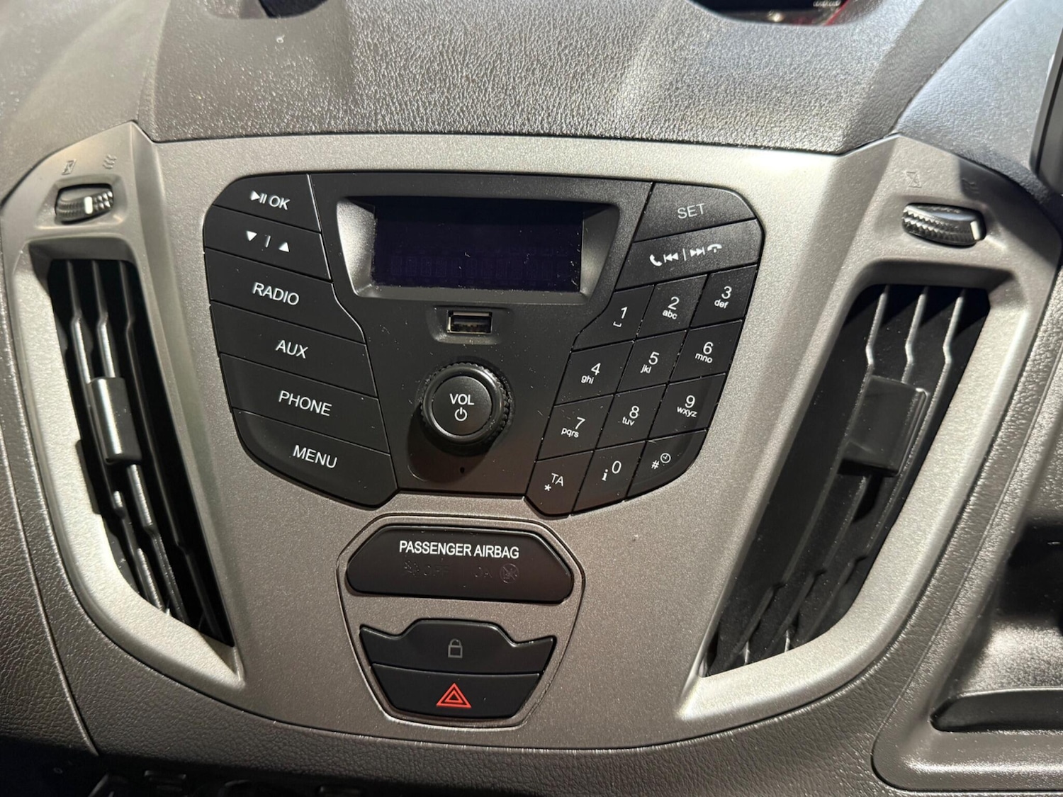 Used Ford Transit Custom 2017 for sale - 76499838: Photo 9