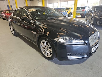 2013 (63) - 3.0d V6 Luxury Auto Euro 5 (s/s) 4dr
