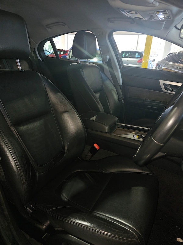 Used Jaguar XF 2013 for sale - 76179752: Photo 26