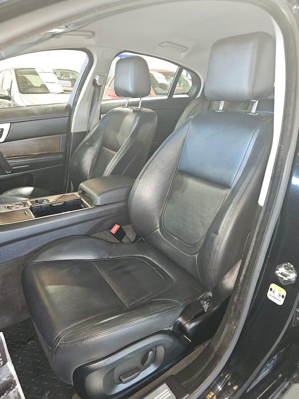 Used Jaguar XF 2013 for sale - 76179752: Photo 7