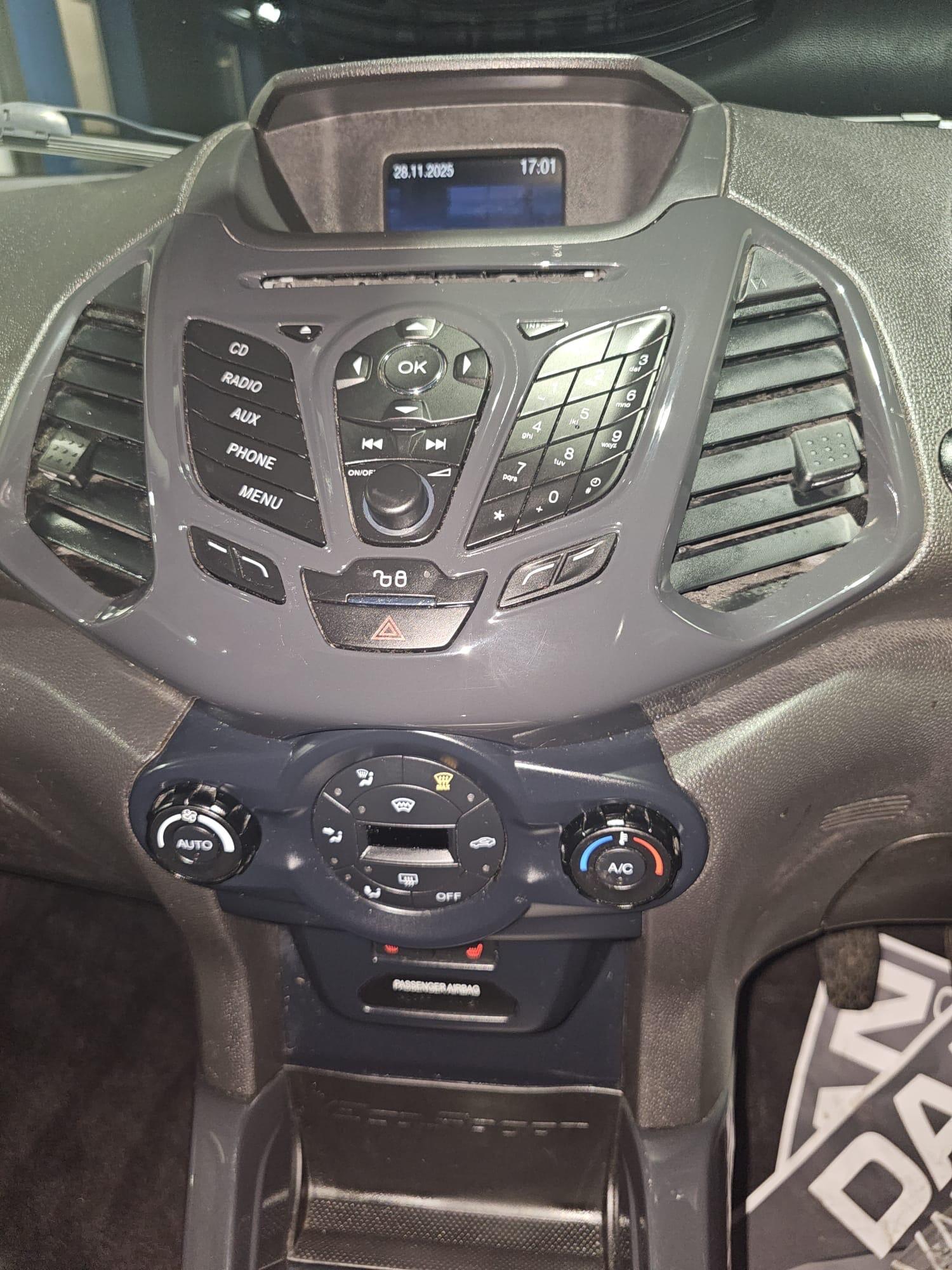 Used Ford Ecosport 2015 for sale - 76855708: Photo 20