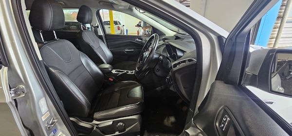 Used Ford Kuga 2015 for sale - 76259656: Photo 21