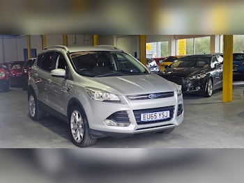 Used Ford Kuga 2015 for sale - 76259656: Photo 2