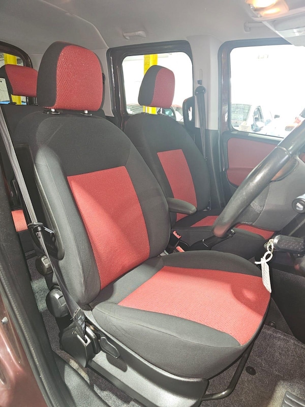 Used Fiat Doblo 2011 for sale - 76259037: Photo 18
