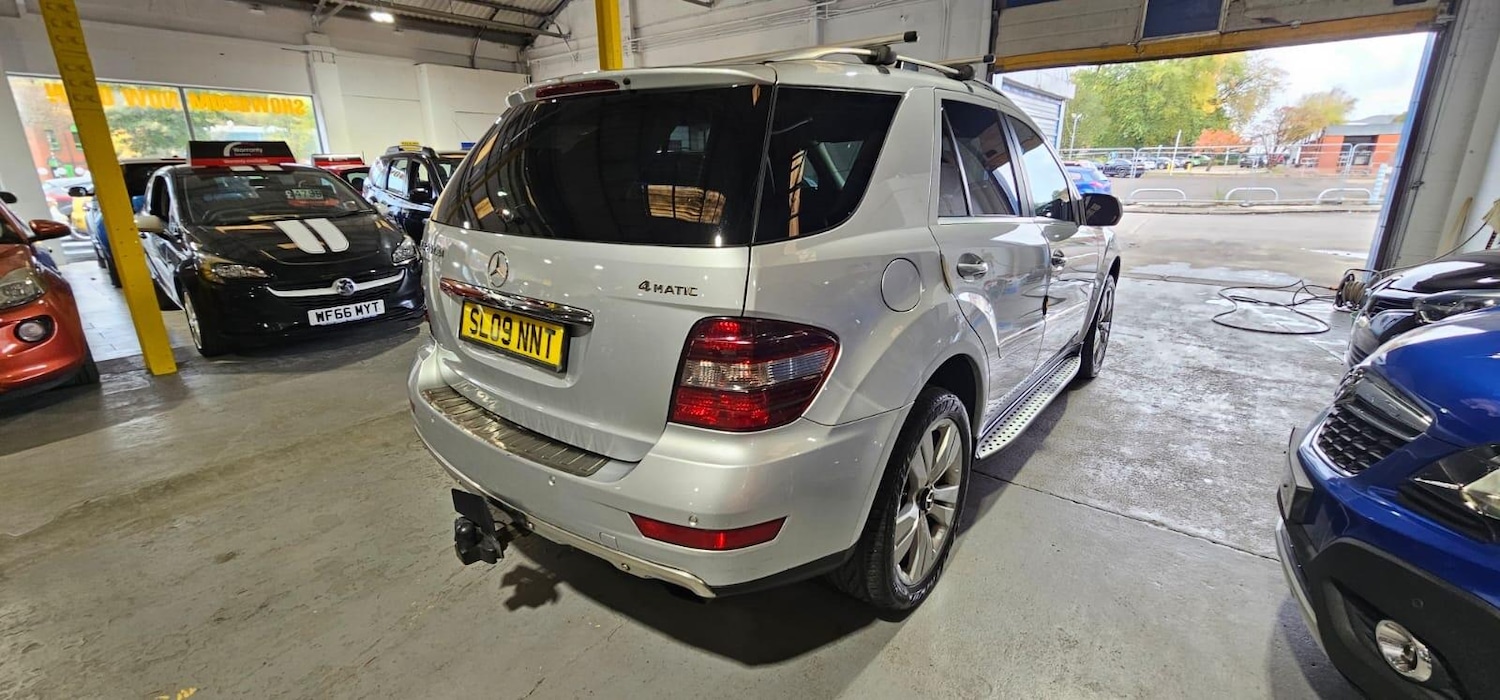 Used Mercedes-Benz M Class 2009 for sale - 76441230: Photo 11