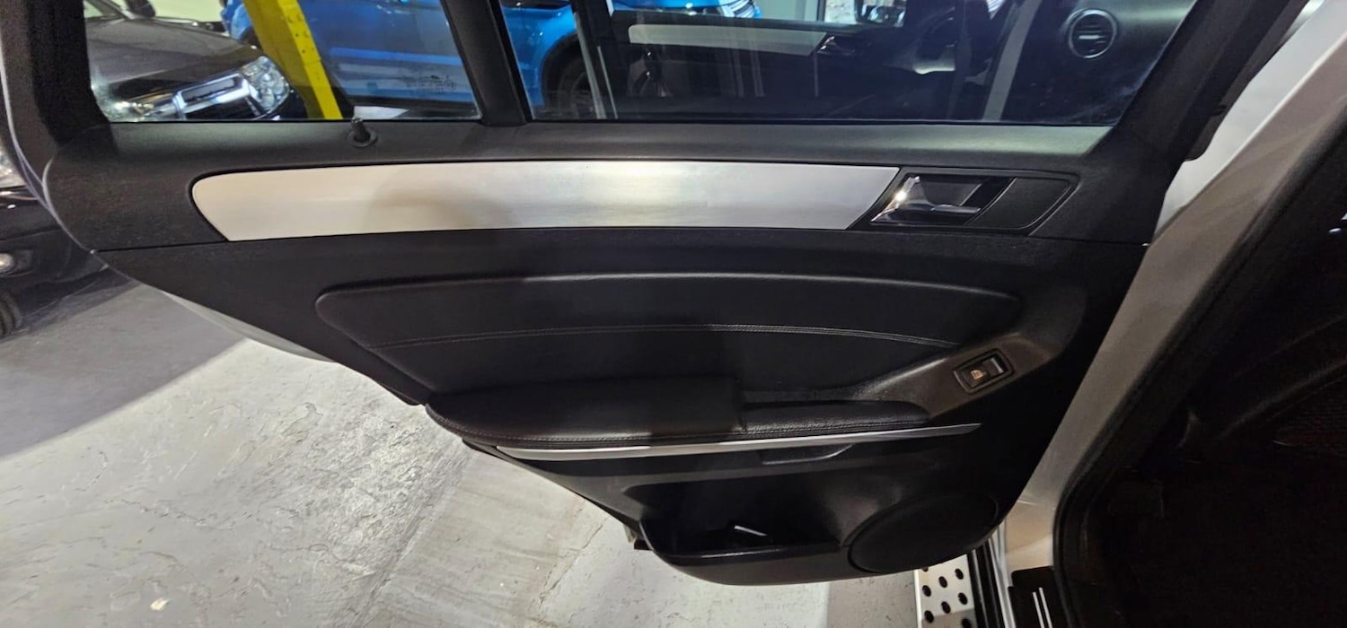 Used Mercedes-Benz M Class 2009 for sale - 76441230: Photo 14