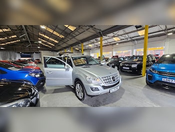 Used Mercedes-Benz M Class 2009 for sale - 76441230: Photo