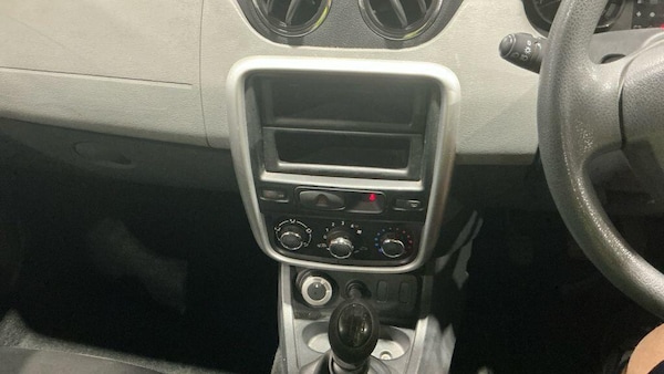 Used Dacia Duster 2013 for sale - 76259866: Photo 11