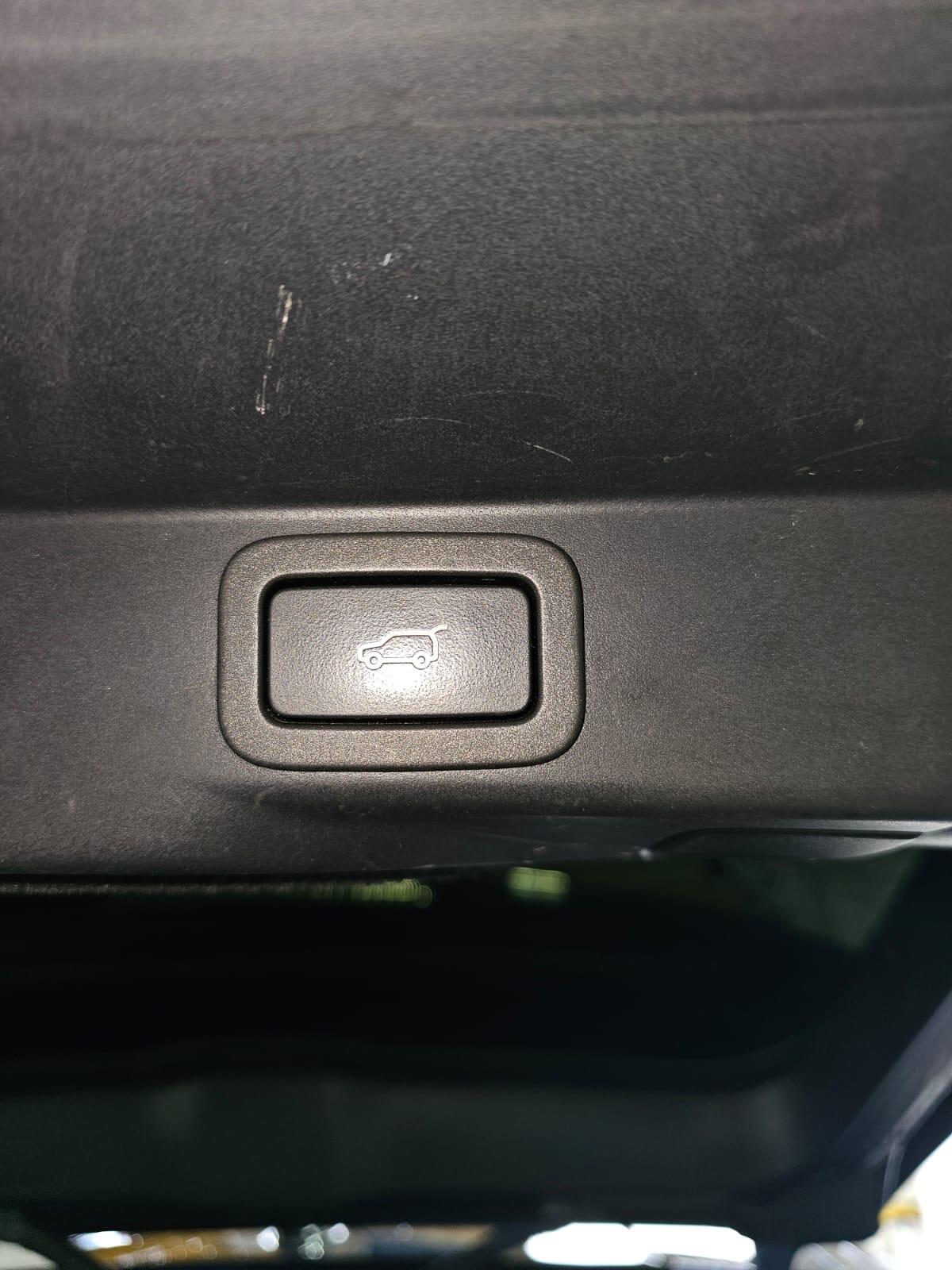 Used Land Rover Range Rover Sport 2015 for sale - 76772220: Photo 8