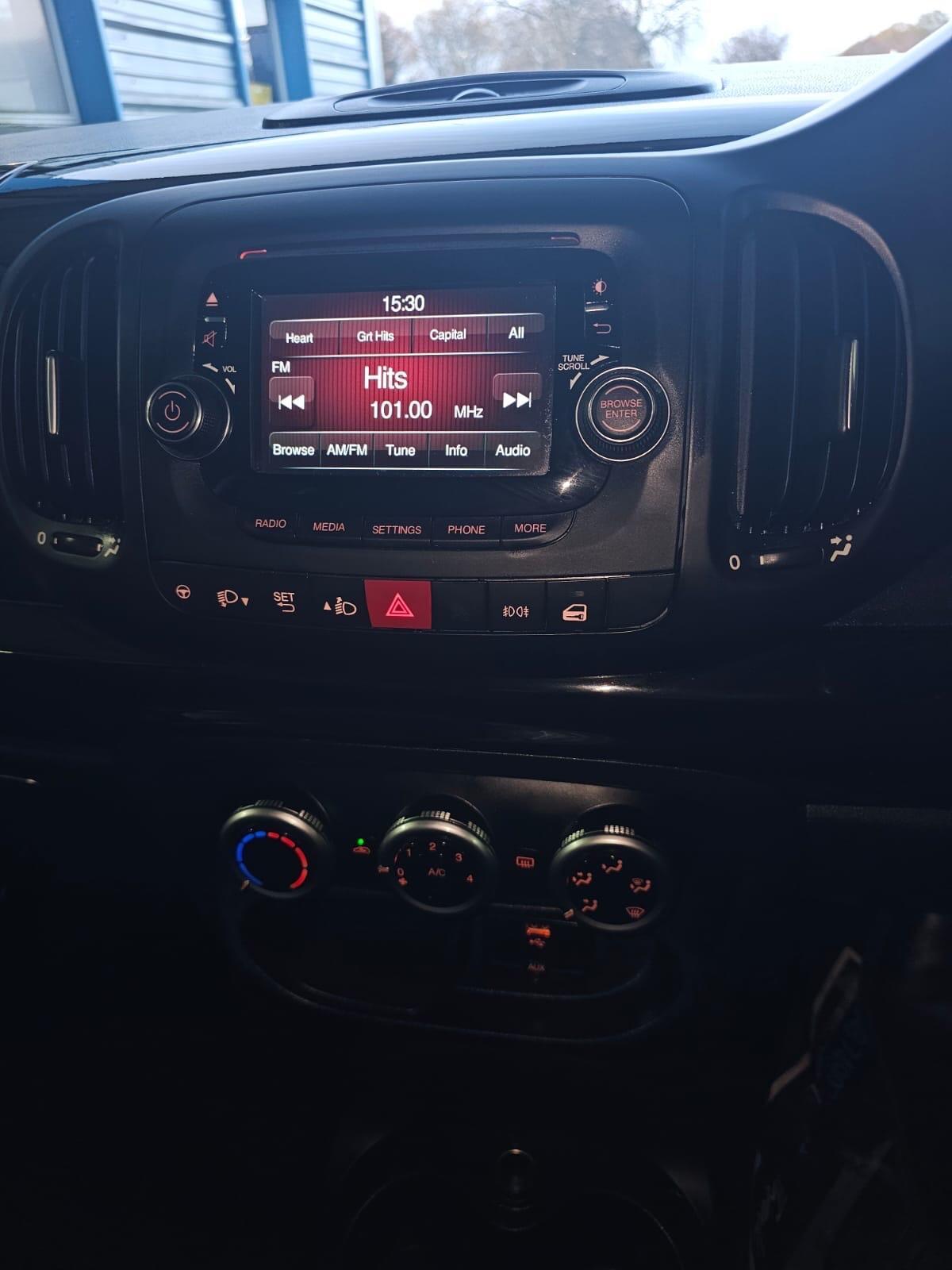 Used Fiat 500L 2015 for sale - 76856017: Photo 23