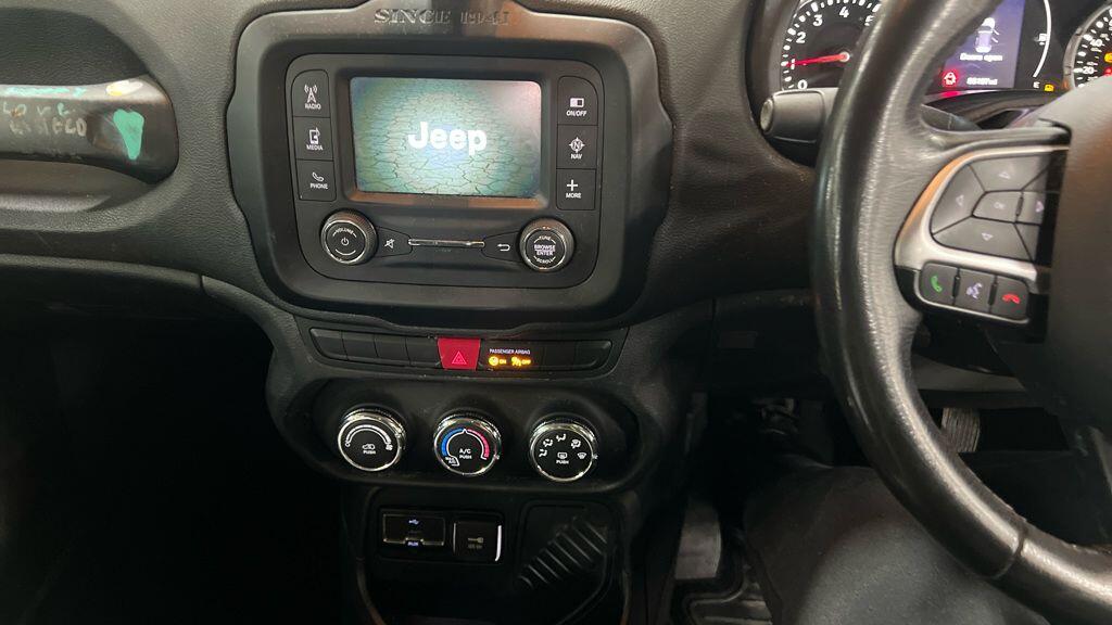 Used Jeep Renegade 2015 for sale - 76771903: Photo 11