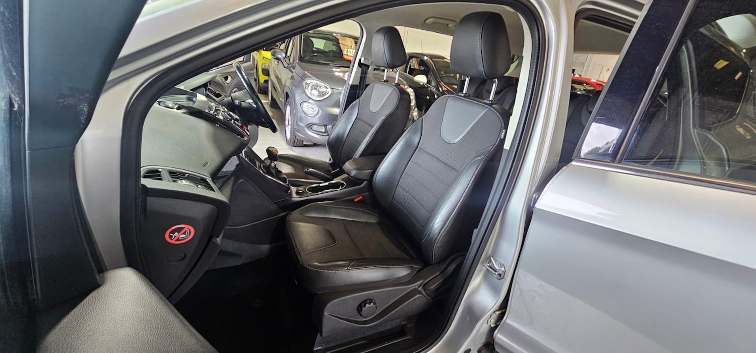 Used Ford Kuga 2015 for sale - 76990124: Photo 14