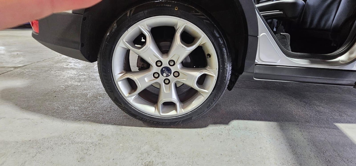 Used Ford Kuga 2015 for sale - 76990124: Photo 24