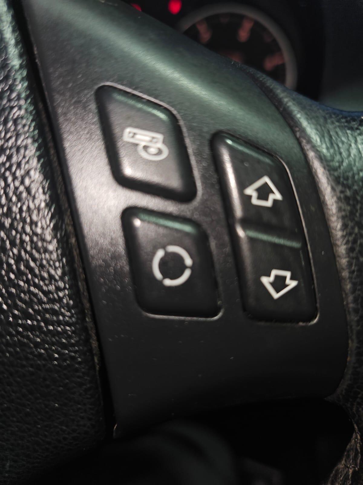 Used BMW 3 Series 2011 for sale - 77144663: Photo 18