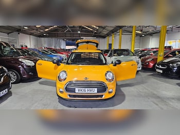 Used MINI Hatch 2016 for sale - 76259261: Photo 2