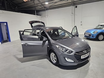Used Hyundai i30 2014 for sale - 75977215: Photo