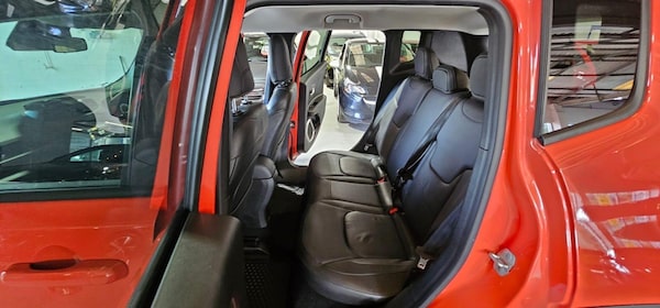 Used Jeep Renegade 2015 for sale - 76226989: Photo 15