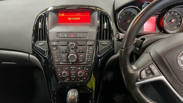 Used Vauxhall Astra 2016 for sale - 76260318: Photo 11